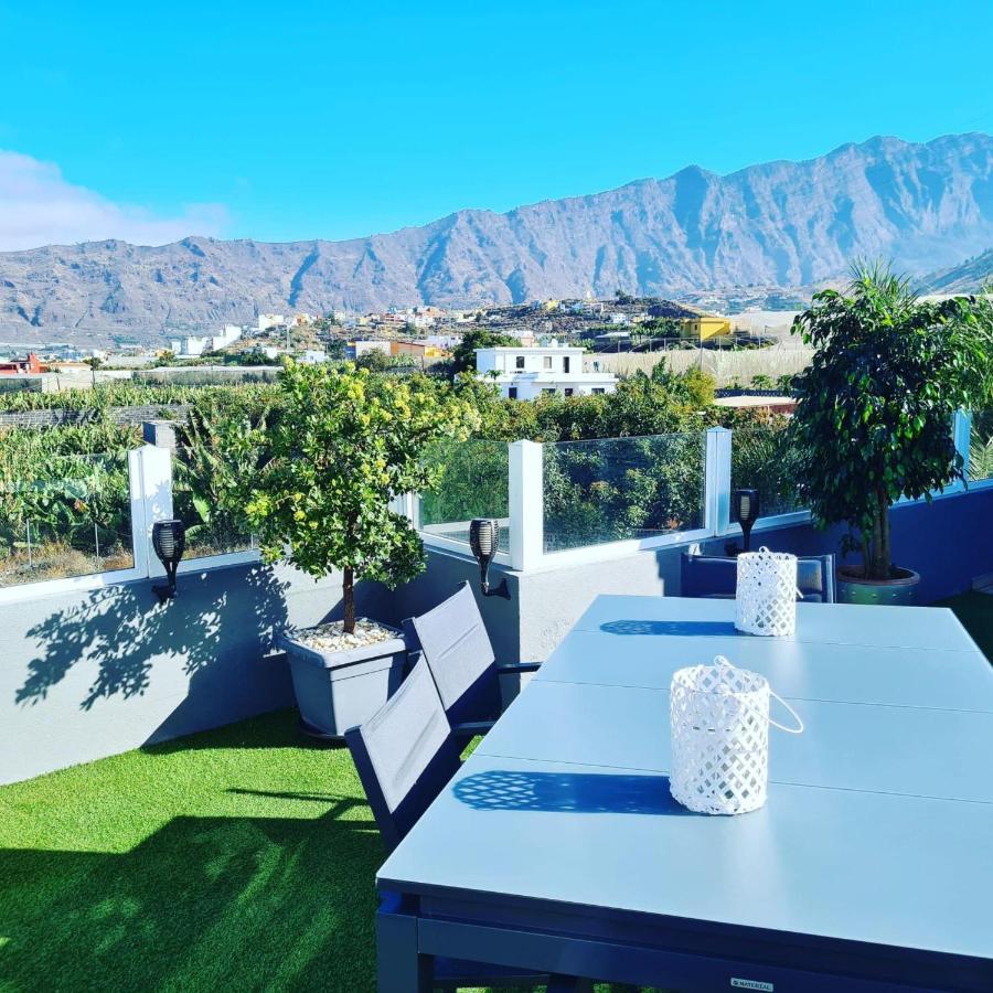 Casa Montserrat Holiday home *